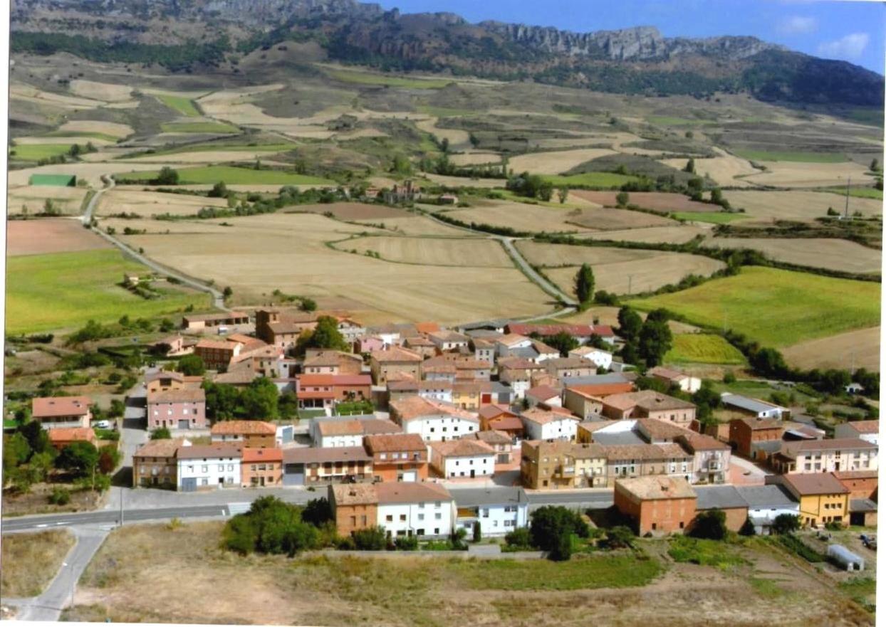 El Establo,Casa Rural Busto de Bureba Buitenkant foto